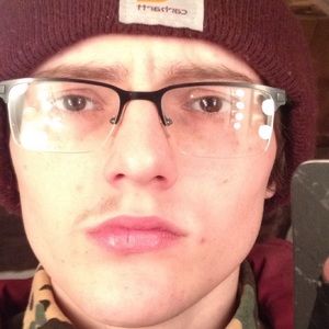 Meet your Posher, Maxwell